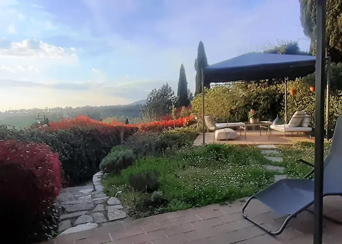 Bilocale In Strada Vestricciano Genna Con Giardino Privato