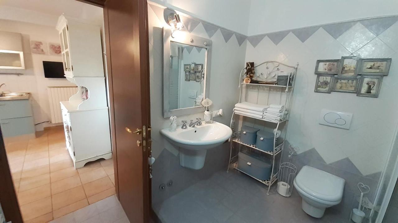 Bilocale In Strada Vestricciano Genna Con Giardino Privato Apartment